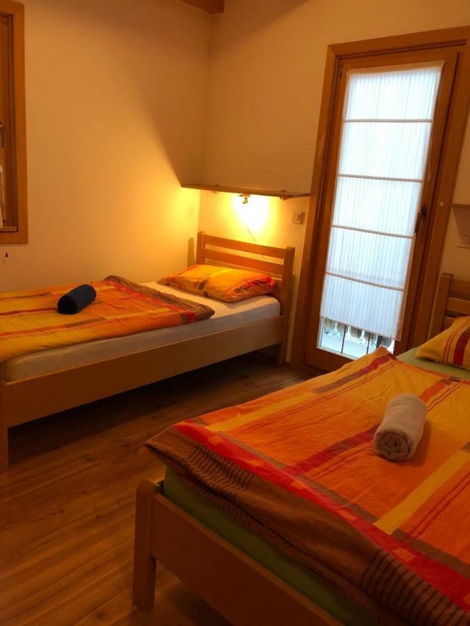 Apartmaji Zlata Lisicka Cerkno Eksteriør bilde