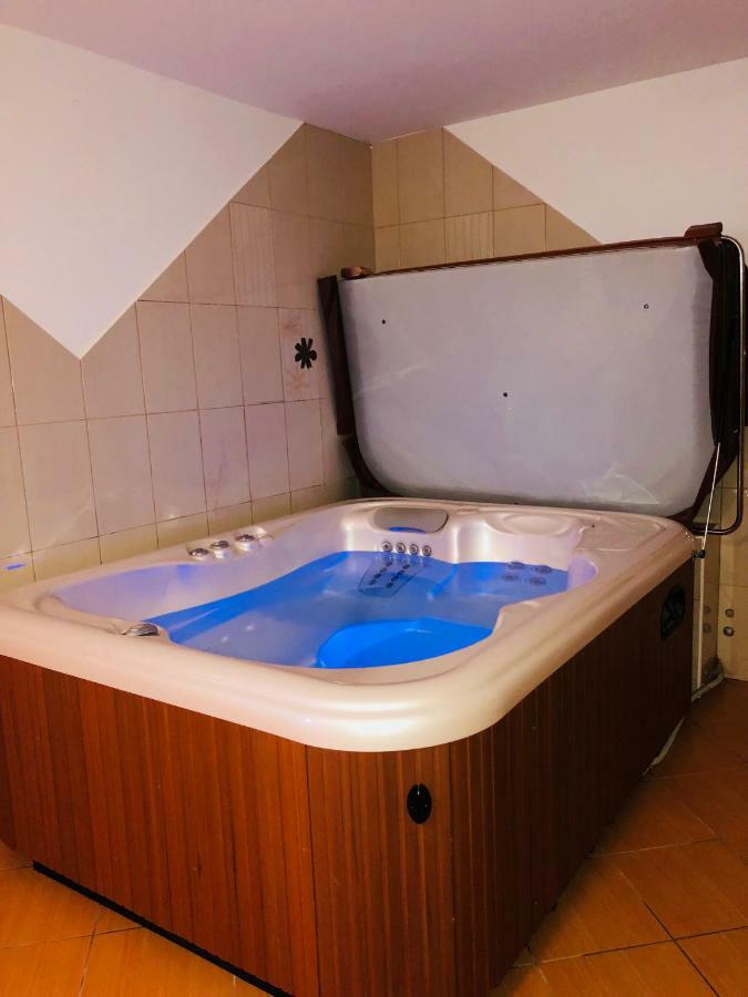 Apartmaji Zlata Lisicka Cerkno Eksteriør bilde